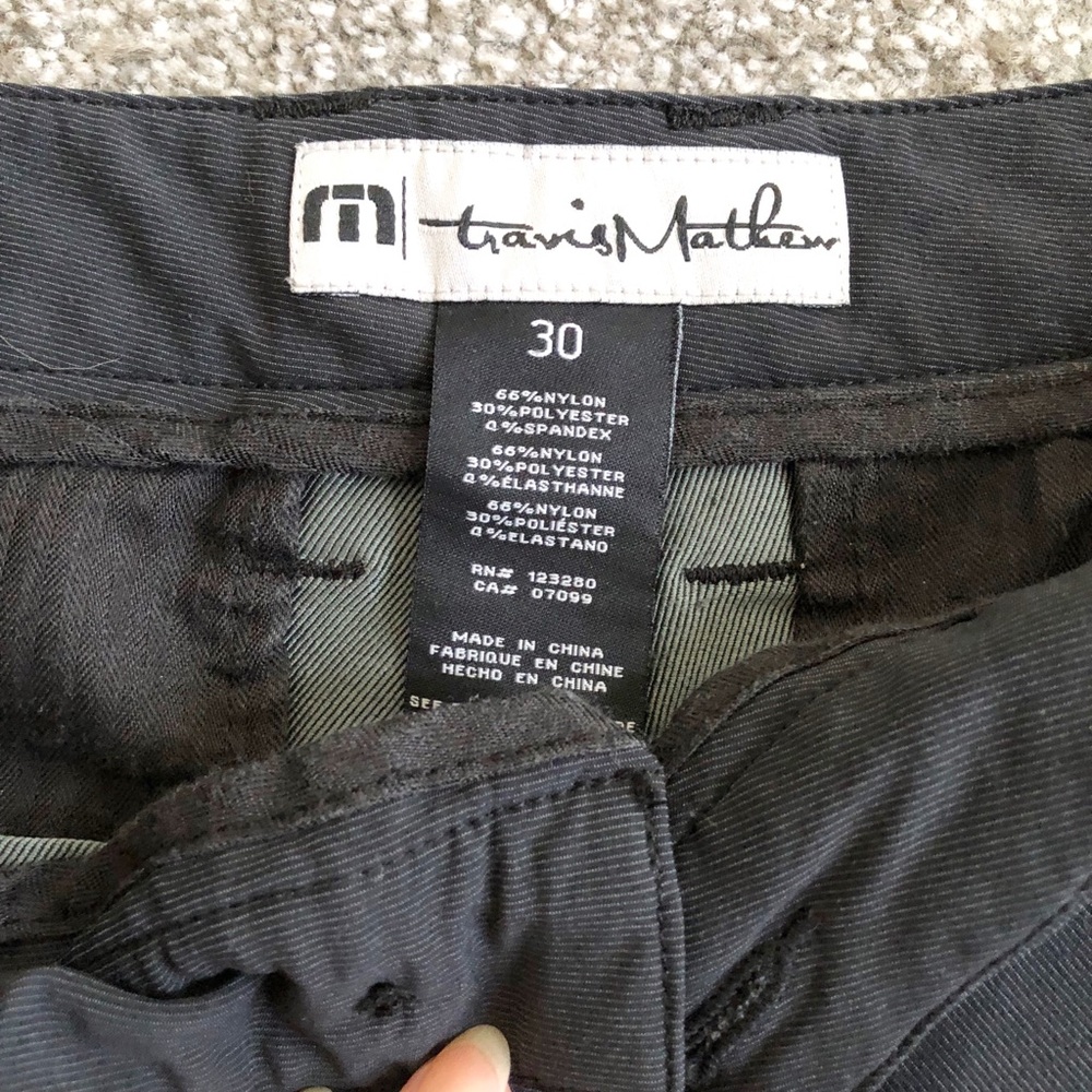 Travis Matthew Black Golf Shorts 30 - Picture 4 of 5